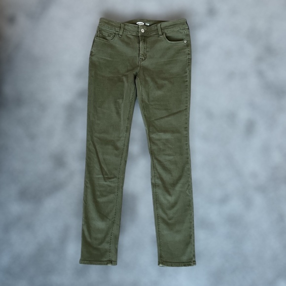 NWOT Old Navy Rockstar Super Skinny Jeans, Olive (6) - Picture 2 of 9